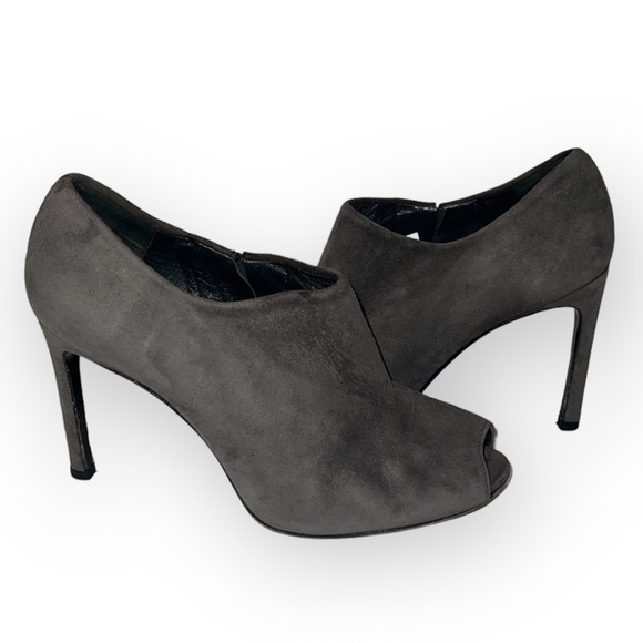 Stuart Weitzman Grey Altamira Peep-Toe Suede Ankle boots/ Booties Pumps size 7 M - Picture 12 of 14